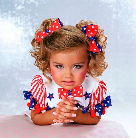child beauty pageant glamour photo